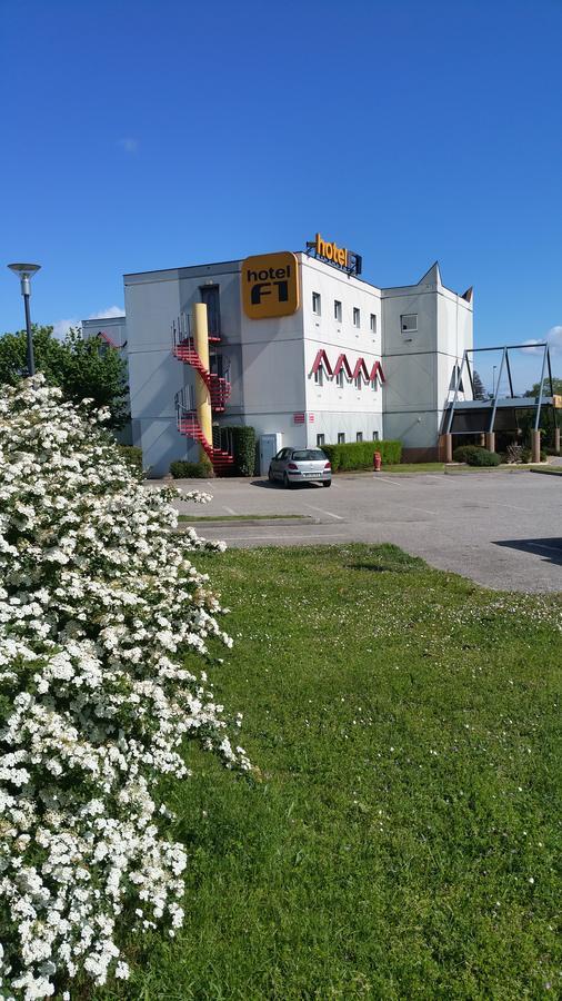 Hotelf1 Lyon Isle D'abeau Ouest St Exupery Saint-Quentin-Fallavier
